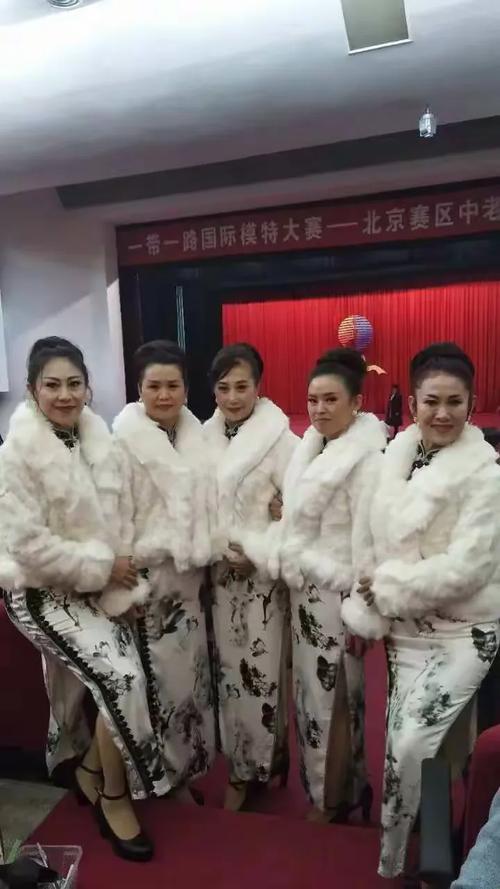 锦绣东方 中国风文化艺术团「一带一路」国际模特大赛揽获「最佳时尚优秀奖」侧记